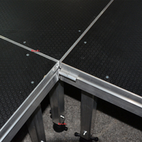 Plataforma de escenario ajustable en altura de aluminio de cuatro patas para escenario de concierto portátil al aire libre de fácil instalación al por mayor para eventos
