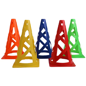 Fußball trainings ausrüstung Kunststoff 23cm Aushöhlen Wind dichte <span class=keywords><strong>Mini</strong></span> Agility Fußball trainings marker Fußball <span class=keywords><strong>kegel</strong></span> - Product Image 1