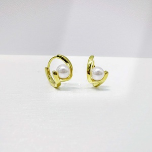 custom 925 plata sterling silver Cute Bowknot Stud earring summer 2026 unique ladies gold plated korean elegant pearl earrings - Product Image 5
