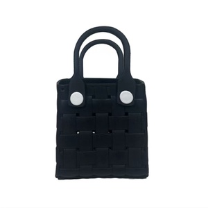 Bolso de mano tejido de EVA, bolso de hombro ligero e impermeable, bolso de mano portátil con parte superior abierta para viajes a la playa y compras - Product Image 5