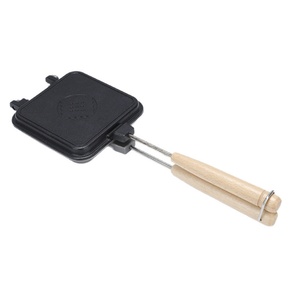 Cast Iron <b>Waffle</b> Jaffle <b>Maker</b> with Detachable Wooden Handles Kitchen Cooking Pan for Homemade Breakfast - Product Image 5