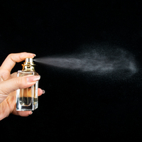 Flacon de parfum en verre Fairdale OEM 50 ml avec décoration personnalisable et bouchon en acrylique