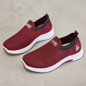 Nouvelles chaussures de marche pour femmes, respirantes, légères, à enfiler, avec empeigne en mesh, antidérapantes, à semelle souple, résistantes à l'usure - Product Image 2