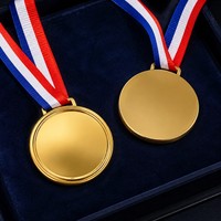 Médaille en métal doré personnalisable par le fabricant, avec ruban rouge, blanc et bleu, pour les compétitions sportives, récompenses et prix