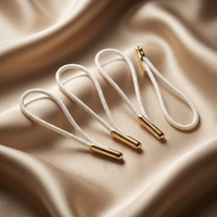 Cordon personnalisable en polyester écologique avec épingle de sécurité pour étiquettes suspendues, idéal pour vêtements, bijoux et étiquettes de prix