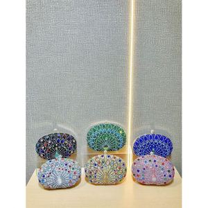 Glitzernde Sonnenblumen-Handtaschen Kristall-Clutch Blumen-Braut-Abendtasche Damen Bling Diamant Strass Kettentasche - Product Image 1