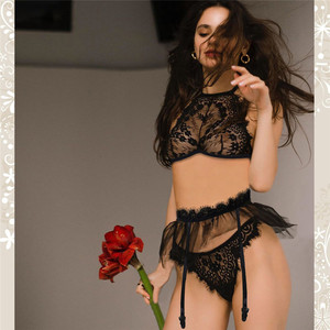 Set Lingerie Seksi Imut dengan Tali Garter, Transparan, Berlubang, untuk Wanita Dewasa, Renda, Bikini 3 Potong, Lingerie Korea - Product Image 3