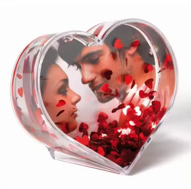 Regalo amorevole personalizzato all'ingrosso a forma di cuore cornice per foto inserto per matrimonio Souvenir regalo Glitter cuore fiocchi di neve globo di neve
