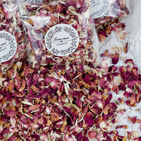 Ensemble de fleurs séchées colorées faites à la main pour mariage - Naturelles et biodégradables, parfaites pour les mariages et les baby showers.