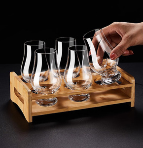 Accessori da Bar, Bicchiere per Degustazione Whisky con Logo Personalizzato Inciso, Regalo per Amanti del Whisky, Fornitura all'Ingrosso per Bar, Pub, Hotel - Product Image 2
