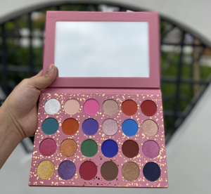 พาเลทอายแชโดว์24สีแบบวีแกนกันน้ำมีสีติดฉลากส่วนตัว - Product Image 1