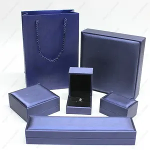 定制奢华手链耳环项链纸板磁性首饰盒带标志珠宝包装盒