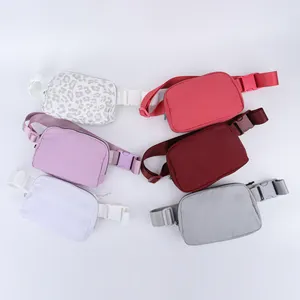 Dois Tamanho Serviço Personalizado Impresso Padrão Impermeável Nylon Side Bags Mulheres Belt Bag Grande Cintura Sacos Com Alça Longa