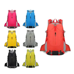 Üretici su geçirmez Unisex açık büyük kapasiteli seyahat sırt çantası çok fonksiyonlu spor kamp dayanıklı naylon yürüyüş sırt çantası