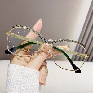 7148 Oval - Monturas Ópticas para <span class=keywords><strong>Gafas</strong></span> de Mujer, Anti Luz Azul, Talla Grande, Modelo 2026 - Product Image 4