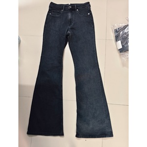 Pantalones Vaqueros de Mezclilla para Mujer, Estilo Bootcut con Bolsillos, de la Mejor Calidad, Disponibles para la Venta, Moda Casual y Elegante - Product Image 4