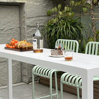 Meubles d'extérieur en alliage d'aluminium directement de l'usine, ensemble table et chaises de bar, style minimaliste moderne pour hôtels, bars et cafés en plein air