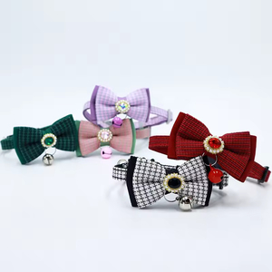 <span class=keywords><strong>Collar</strong></span> para Gatos y Perros al por Mayor de Fábrica con Lazo de Perlas Desmontable, Campana y Arnés Tipo Correa de Estilo Pequeño y Fragante - Product Image 3