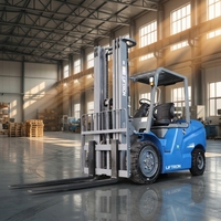 Chariot élévateur électrique au lithium Liftron CPD35L 3500 kg à châssis robuste et pneus pleins pour la manutention de matériaux en entrepôt agricole