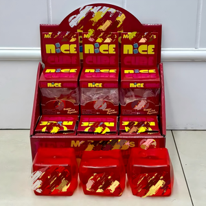 Nuovo Nee Doh Edizione Limitata M Brand Cubo Antistress a Forma di Hamburger Quadrato Suptid Squish Rosso Carino Ecologico Sensoriale Morbido - Product Image 6
