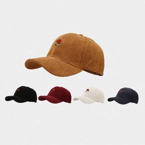 Casquette de baseball en velours côtelé brodée de roses, personnalisable, pour femme, idéale pour le printemps et les sorties en extérieur - Product Image 2