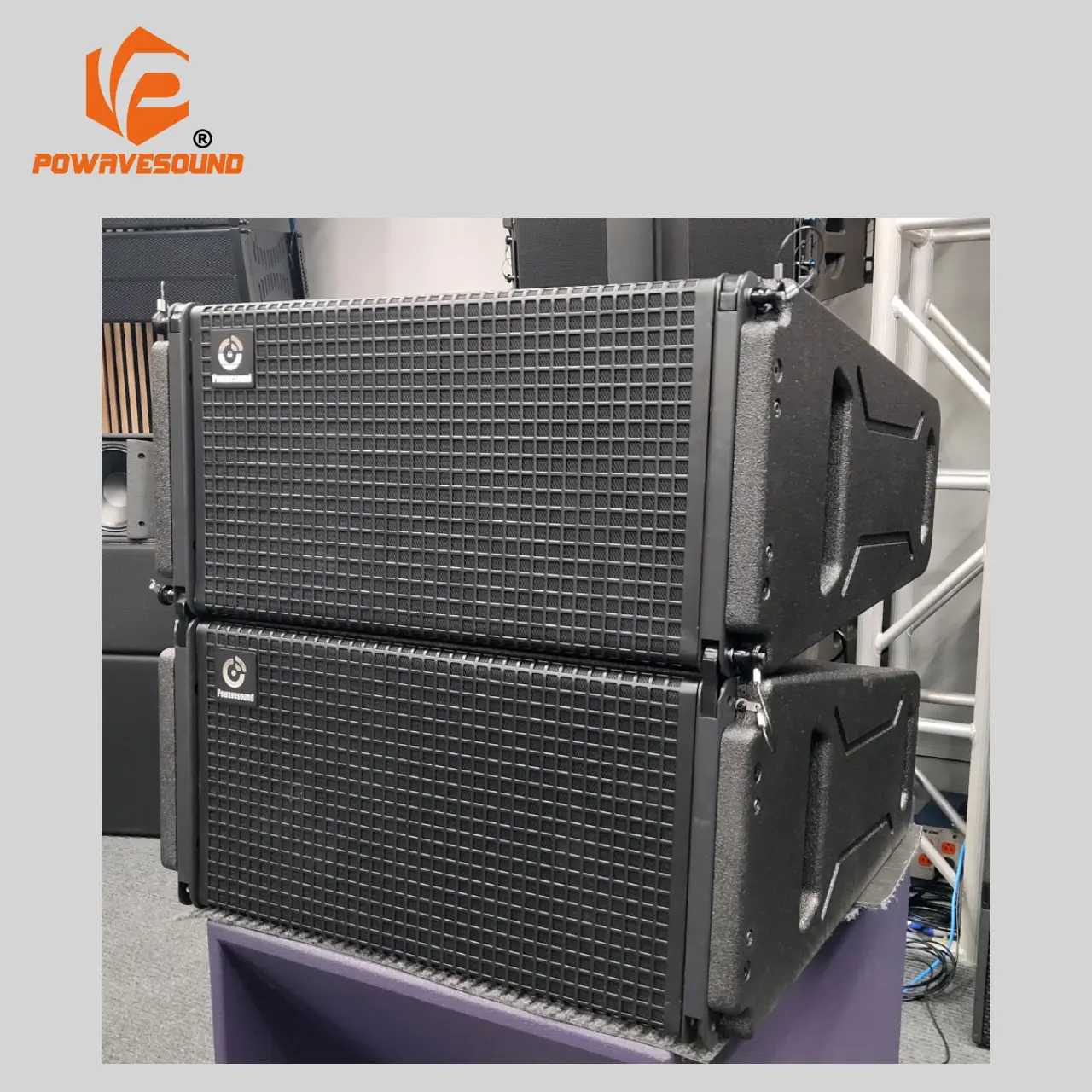 Sistema audio attivo 2x10 "altoparlante line array di grande potenza per prestazioni esterne e concerti costruito in amplificatore DSP bi amp digitale