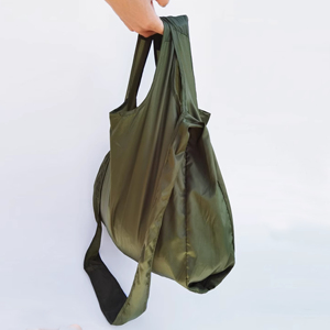 Bolsa de Compras Plegable Reutilizable de Gran Capacidad, Bolsa de Nylon Plegable Portátil Tipo Bandolera, Personalizable - Product Image 4