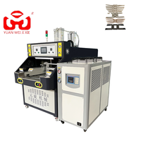 Machine de soudage à chaud à table coulissante automatique très prisée sur le marché pour sandales en cristal thermopressées
