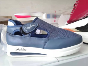 <span class=keywords><strong>Scarpe</strong></span> <span class=keywords><strong>sportive</strong></span> Casual taglie forti <span class=keywords><strong>scarpe</strong></span> da donna alla moda nuove <span class=keywords><strong>scarpe</strong></span> in rete <span class=keywords><strong>con</strong></span> <span class=keywords><strong>zeppa</strong></span> - Product Image 6