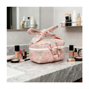 Bolsa de Cosméticos <span class=keywords><strong>ISEN</strong></span> al por Mayor, Personalizada, Multicolor, con Volantes, Tipo Gingham, Portátil, para Damas, para Viajes, Almacenamiento al Aire Libre, para Damas de Honor - Product Image 4