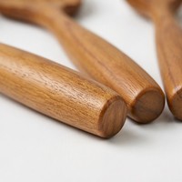 Juego de utensilios de cocina de madera de acacia de 6 piezas: espátula, espumadera, cuchara para fideos, cuchara para sopa, cucharas para servir, mango largo de 34 cm, venta al por mayor