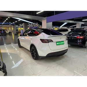 Tesla Model Y 2021 d'occasion avec 240,000 de kilométrage, peinture d'origine, sans accident, sans repeindre. - Product Image 6