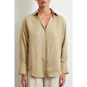 Camisa Minimalista Beige de Popelina para Mujer, Estilo Casual con Botones - Product Image 2