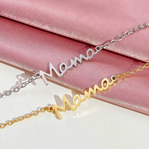 Collana Personalizzata 'Mama' in Acciaio Inossidabile Placcato Oro 14K, Regalo per Futura <span class=keywords><strong>Mamma</strong></span> e <span class=keywords><strong>Festa</strong></span> <span class=keywords><strong>della</strong></span> <span class=keywords><strong>Mamma</strong></span> - Product Image 4