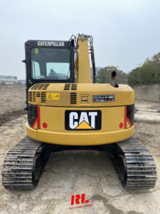 รถขุดขนาดเล็กแบบตีนตะขาบ Cat 307.5 น้ำหนัก 8000 กก. สภาพใหม่ 95% ของแท้จากญี่ปุ่น พร้อมเครื่องยนต์ เกียร์ ปั๊ม มอเตอร์ แบริ่ง สำหรับงานขุด ขาย - Product Image 2
