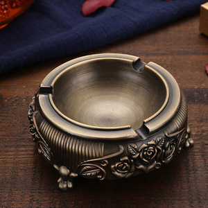 Posacenere in Vetro Antivento con Coperchio, Contenitore Antifumo per Sigari e Sigarette, Facile da Pulire, Ornamento da Scrivania per Casa, Ufficio, Bar - Product Image 4
