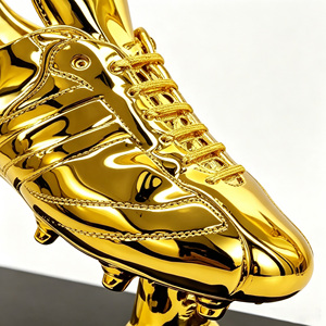 Trophée de Meilleur Buteur Personnalisé, Crampon de Football en Métal Brillant, Base Gravable pour Récompense Annuelle de Joueur de Football - Product Image 4