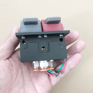 Double manuel principal de valve de camion à benne basculante AF-3CV en plastique noir avec la résistance à hautes températures de médias de puissance pneumatique - Product Image 4