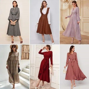 Lote de Vestidos de Diseñador de Lujo Mixtos Ttn, Ropa de Marca de Segunda Mano, Contenedores de Importación, Ropa Usada, China, Unisex - Product Image 5