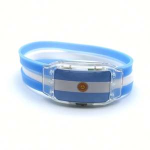 Pulseras de Silicona Personalizadas con el Logotipo del Equipo de Fútbol - Diseño de Bandera Mundial con Luz LED |   Artículos Promocionales para Fans en Eventos y Patrocinios - Product Image 2