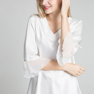 Factory Price Bulk <span class=keywords><strong>Hot</strong></span> <span class=keywords><strong>Sale</strong></span> Long Sleeve Sleepwear Pajama Milk Silk Nightwear Pajamas Set For Women - Product Image 2