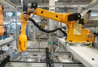Pasokan Langsung Pabrik Kassel Robot Industri 7th Axis Bearing dengan Stroke yang Dapat Disesuaikan, Ground Track, Daya Terukur 1kW, Kecepatan 2001-3000mm/s