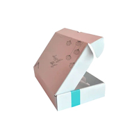 Cajas de embalaje de cartón corrugado de alta calidad, laminado mate en relieve, logotipo personalizado, accesorios de moda enviados, lámina