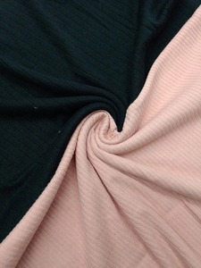 Oferta Especial: Tejido de Punto Acanalado Transpirable de Algodón y Poliéster para Prendas de Moda, Disponible a Precio de Exportación - Product Image 4