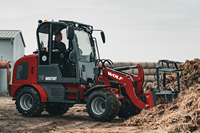 Hoflader/Radlader/Yard Frontlader Multilader Wolf 780T Payloader/Radlader Preis mit Greifer/Mulcher/Holzzange