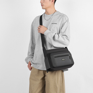Sac à bandoulière imperméable de grande capacité de haute qualité, simple et décontracté, polyvalent, sac à bandoulière pour homme - Product Image 6