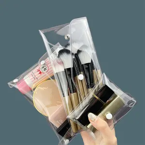 Custom Logo Ontwerp Reizen Doorzichtig Plastic Pvc Transparante Mini Make-Up Cosmetische Tas Tas Voor Meisjes Met Drukknoop