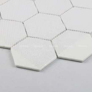 Nouvelles mosaïques hexagonales en verre recyclé aspect marbre mat pour crédence de cuisine, salle de bain, décoration de maison, hôtel, restaurant - Product Image 4