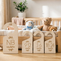 Séparateurs de placard en bois personnalisés, étiquettes de rangement pour penderie pour le tri des vêtements d'enfants, accessoires de rangement pour placard de chambre d'enfant