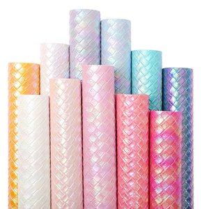 Tela de cuero sintético de PVC para bolsos, lazos para el <span class=keywords><strong>pelo</strong></span>, manualidades, BILLETERA, tejido holográfico, en relieve, por yarda - Product Image 2